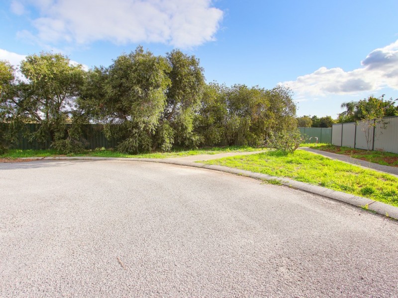 67 Hartfield Rd, Forrestfield WA 6058