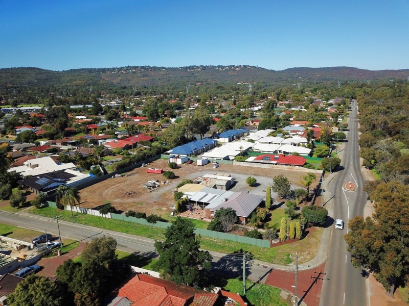 67 Hartfield Rd, Forrestfield WA 6058