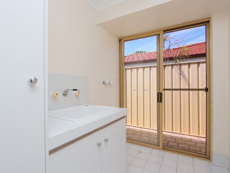 2/15 Miller Street, Victoria Park WA 6100