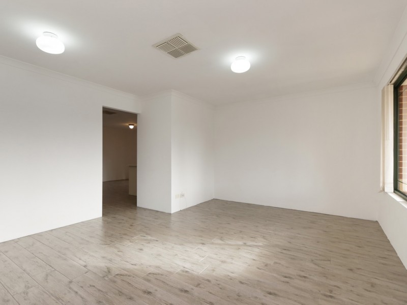 8 Brookford Court, Jandakot WA 6164