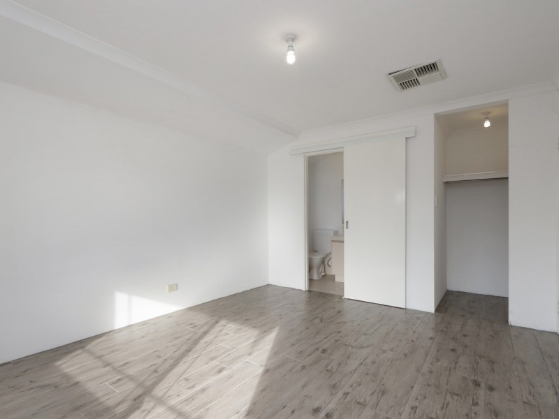 8 Brookford Court, Jandakot WA 6164