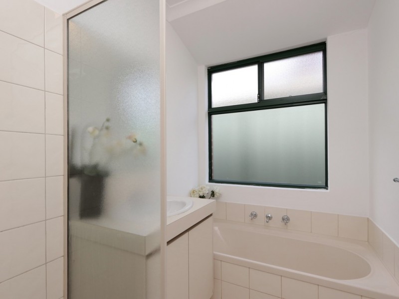 8 Brookford Court, Jandakot WA 6164