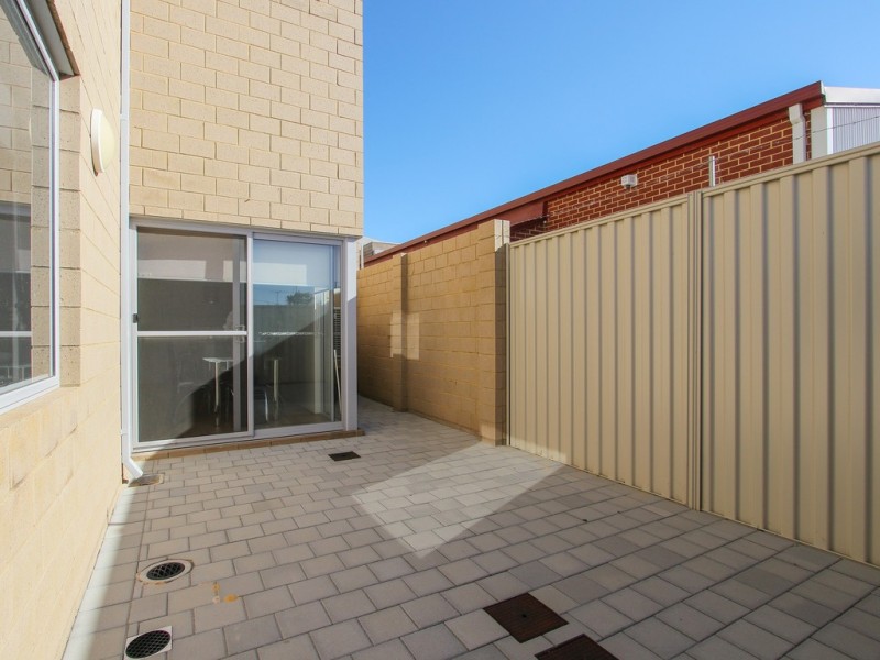 4/30 Orr Street, Maddington WA 6109