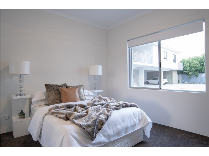 14/30 Firby Street, Cloverdale WA 6105