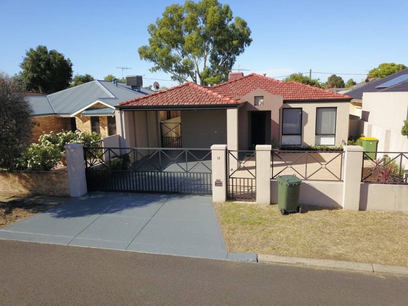 12 Walton Street, Queens Park WA 6107
