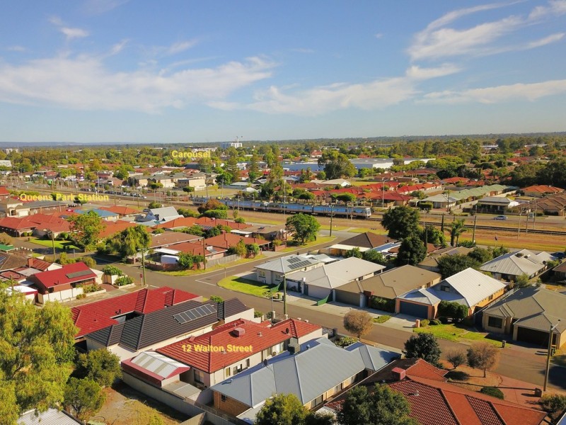 12 Walton Street, Queens Park WA 6107