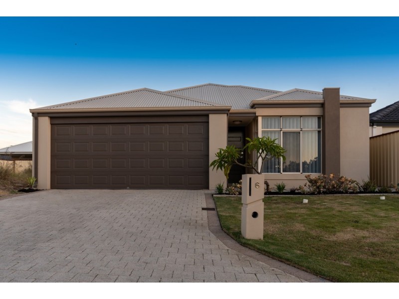 6 Little Close, East Cannington WA 6107