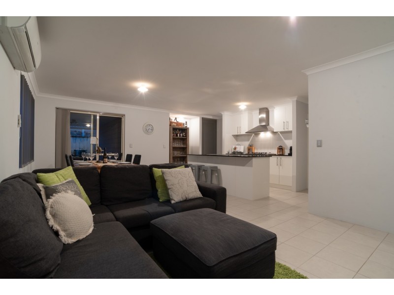 6 Little Close, East Cannington WA 6107