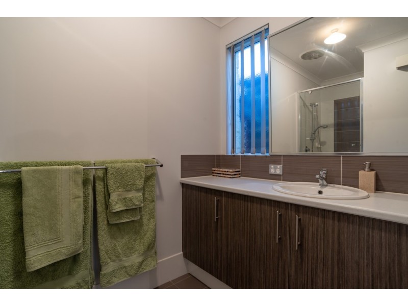 6 Little Close, East Cannington WA 6107