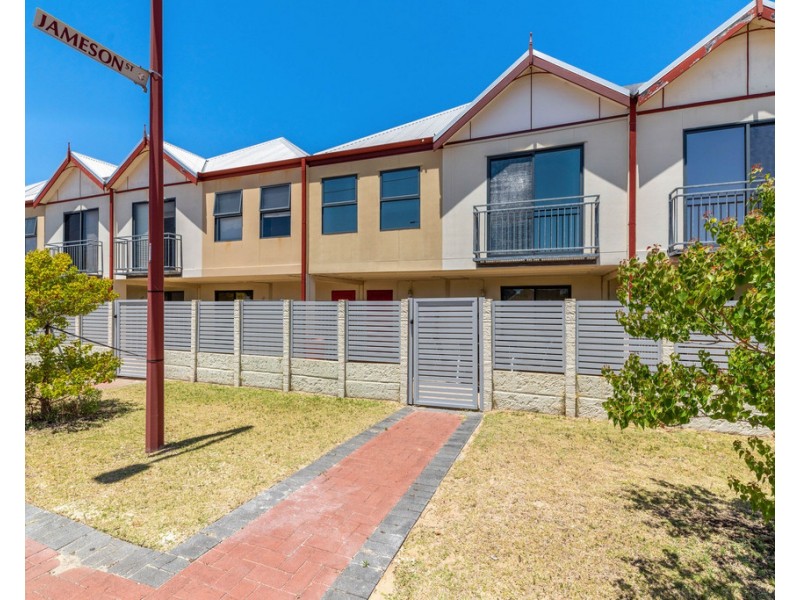 3/2 Hogarth Street, Cannington WA 6107