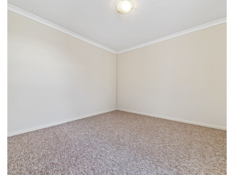 3/2 Hogarth Street, Cannington WA 6107