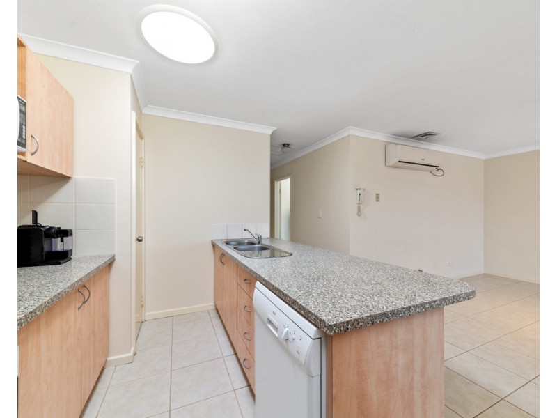 3/2 Hogarth Street, Cannington WA 6107