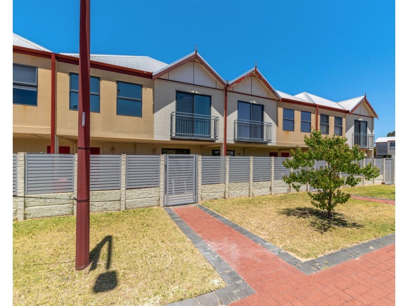 3/2 Hogarth Street, Cannington WA 6107