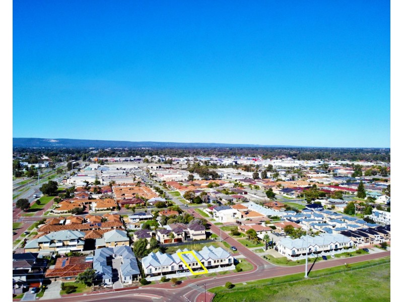 3/2 Hogarth Street, Cannington WA 6107