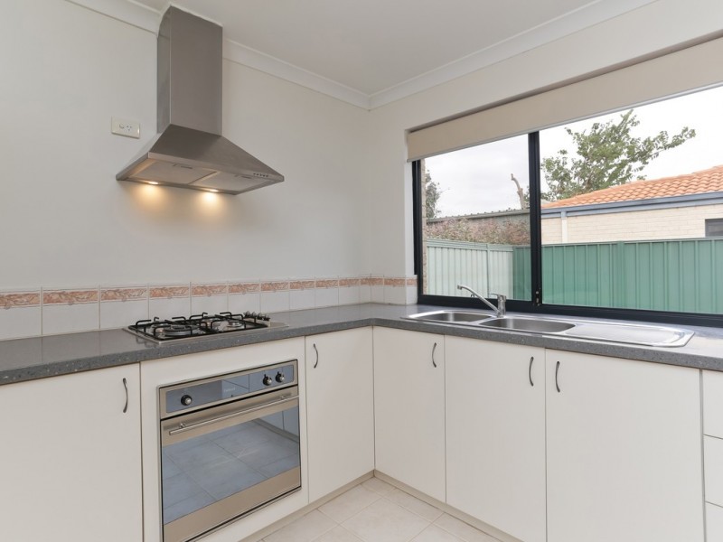 6/10-12 James Street, Cannington WA 6107