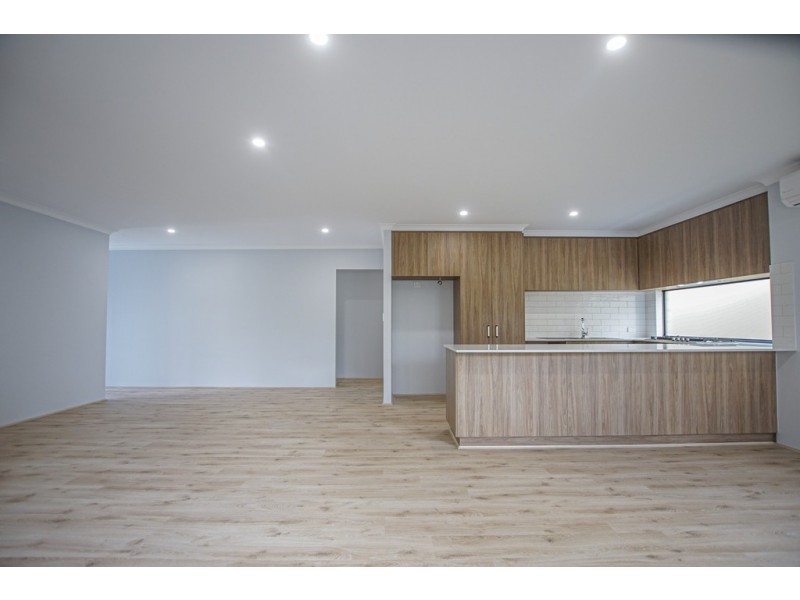 109B Sevenoaks Street, Bentley WA 6102