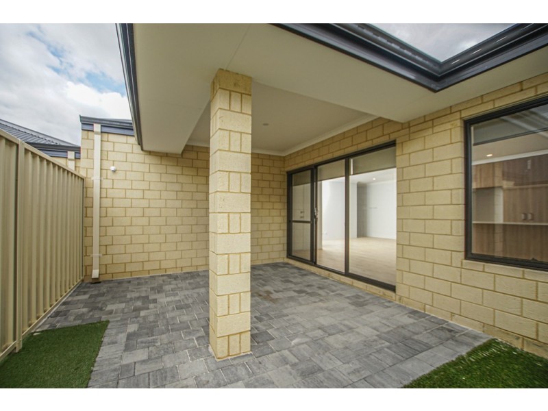 109B Sevenoaks Street, Bentley WA 6102