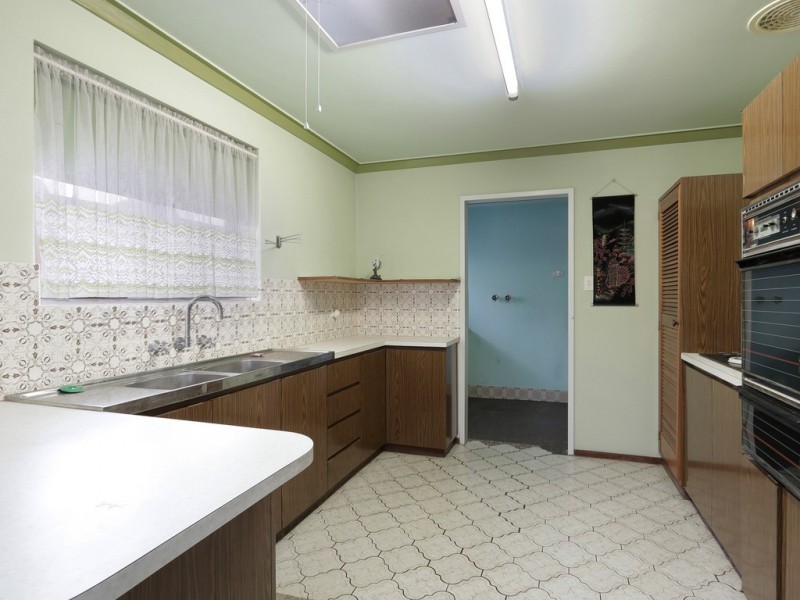 59 Thomas St, East Cannington WA 6107