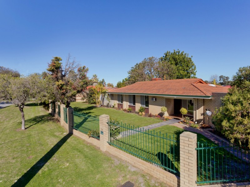 28 Gravity Street, Beckenham WA 6107