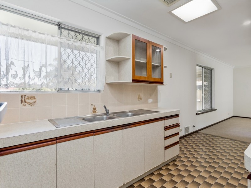 28 Gravity Street, Beckenham WA 6107