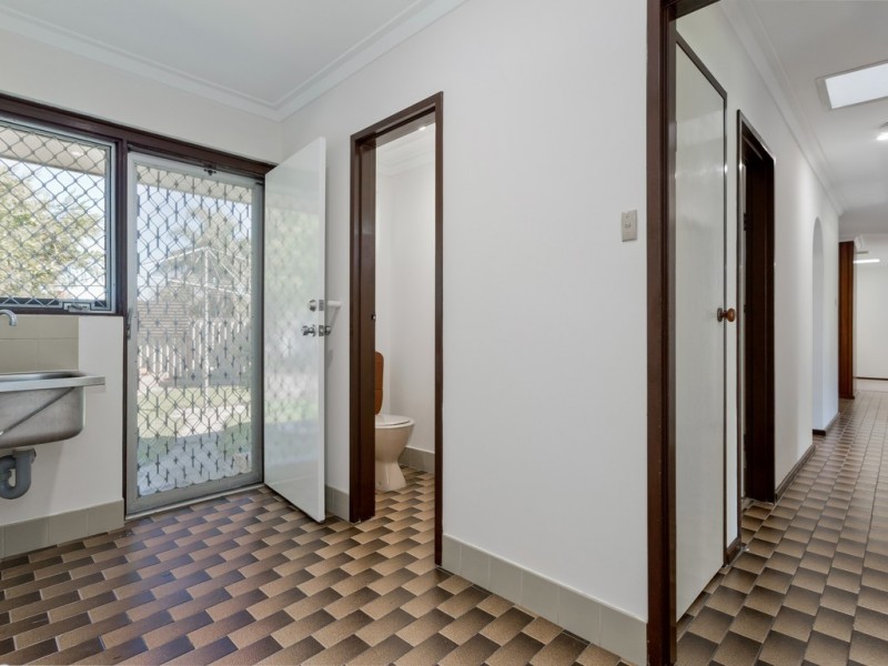 28 Gravity Street, Beckenham WA 6107