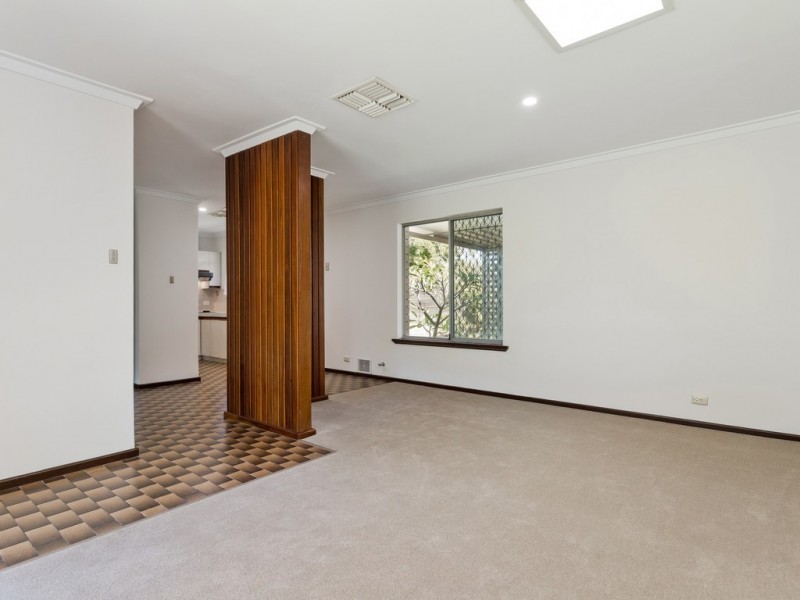 28 Gravity Street, Beckenham WA 6107