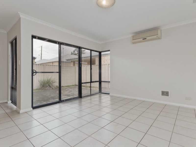 4/77-79 Henry St, East Cannington WA 6107