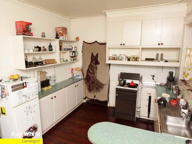 30 Highbury Crescent, Beckenham WA 6107