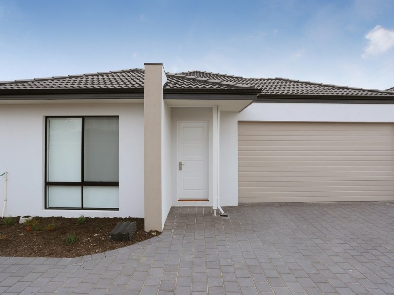 5C Marriot St, Cannington WA 6107
