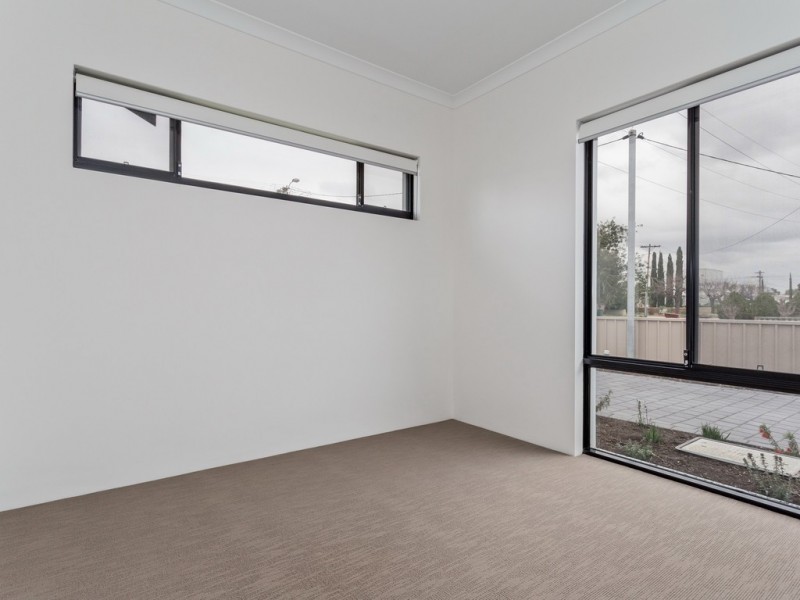 5C Marriot St, Cannington WA 6107