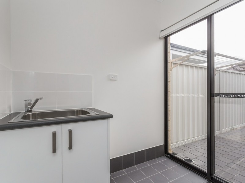 5C Marriot St, Cannington WA 6107