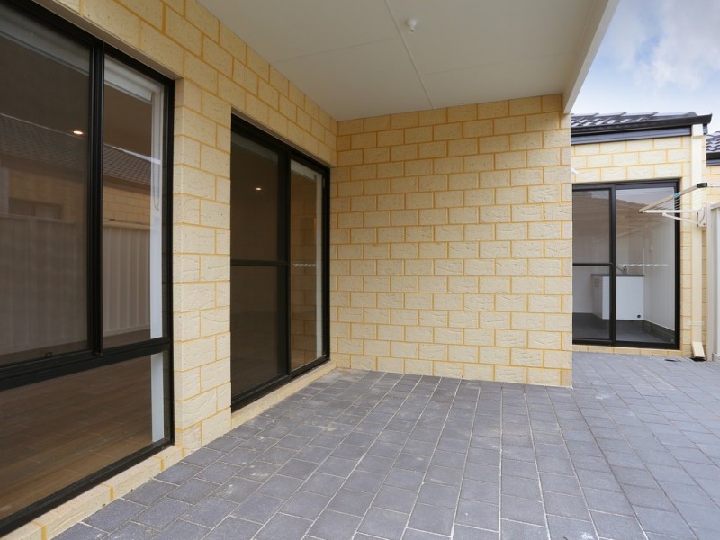 5C Marriot St, Cannington WA 6107