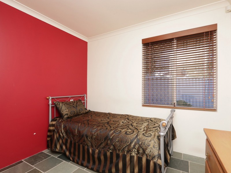 12/2 Glennis Close, Gosnells WA 6110