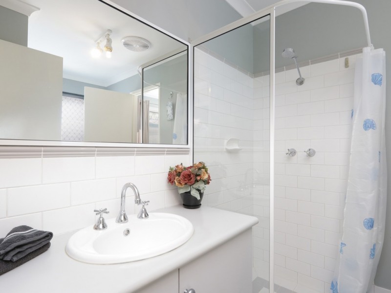 12/2 Glennis Close, Gosnells WA 6110