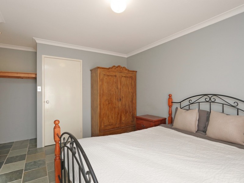 12/2 Glennis Close, Gosnells WA 6110