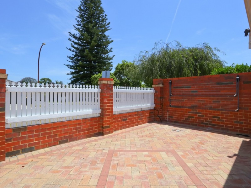 22 Mitchell Street, Bentley WA 6102