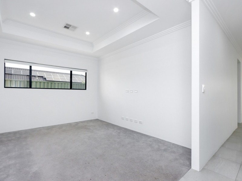 24 Leonharte St, Beckenham WA 6107