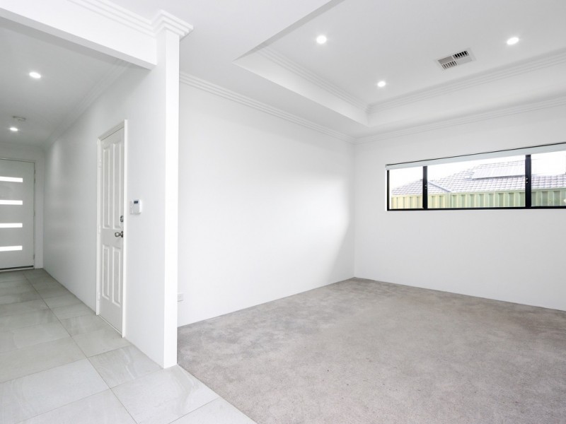 24 Leonharte St, Beckenham WA 6107