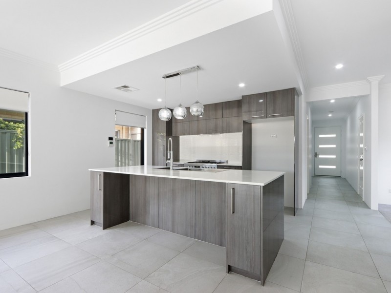 24 Leonharte St, Beckenham WA 6107