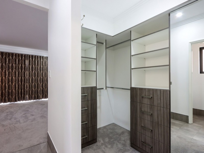 24 Leonharte St, Beckenham WA 6107