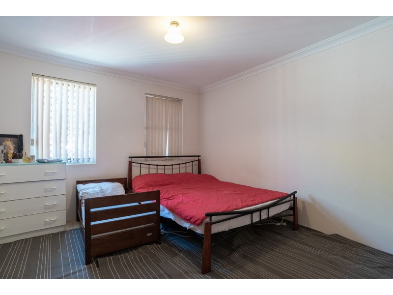 8/18 Hogarth Street, Cannington WA 6107