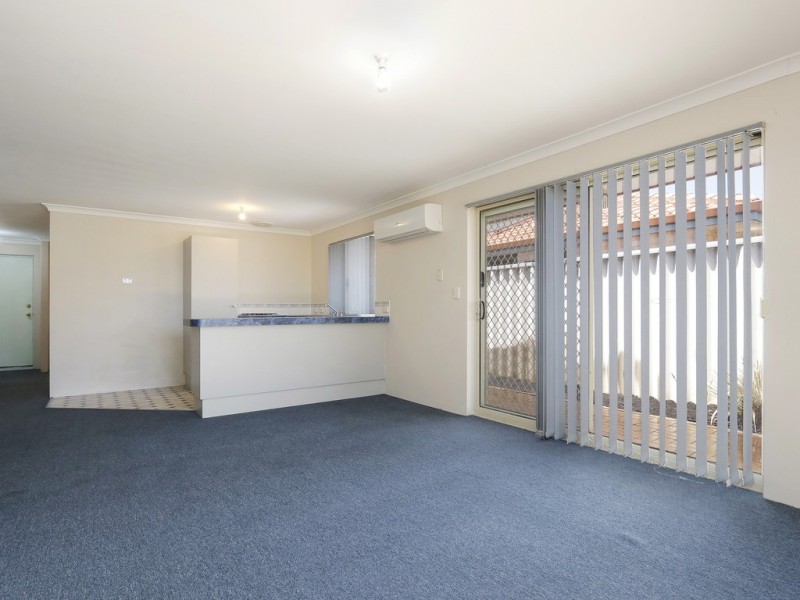 31 Stephen Street, Queens Park WA 6107