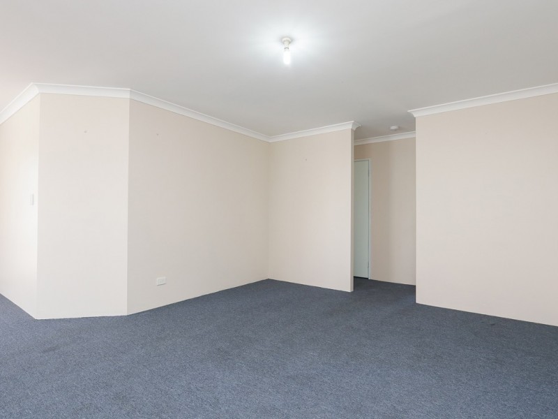 31 Stephen Street, Queens Park WA 6107