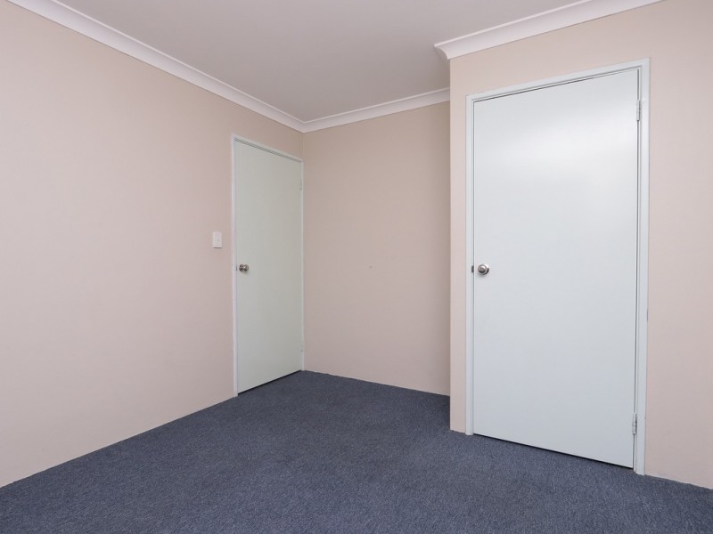 31 Stephen Street, Queens Park WA 6107