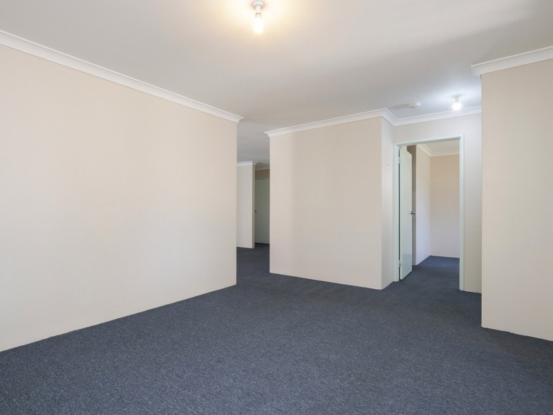 31 Stephen Street, Queens Park WA 6107