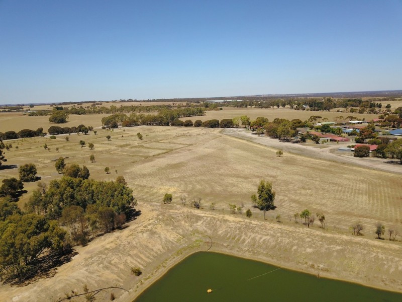 Lot 8 Round Drive, Katanning WA 6317