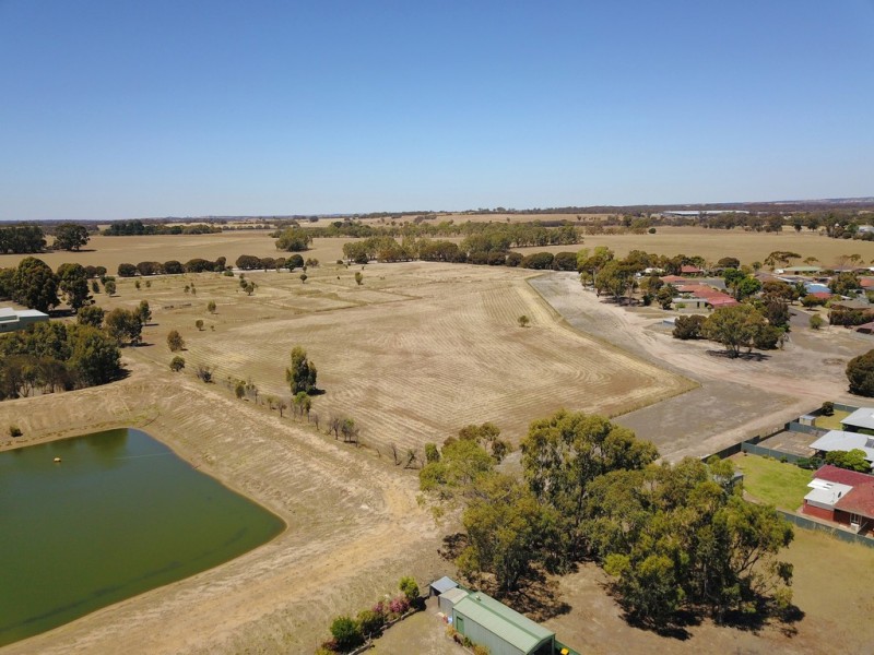 Lot 8 Round Drive, Katanning WA 6317