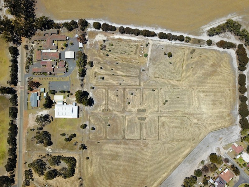 Lot 8 Round Drive, Katanning WA 6317