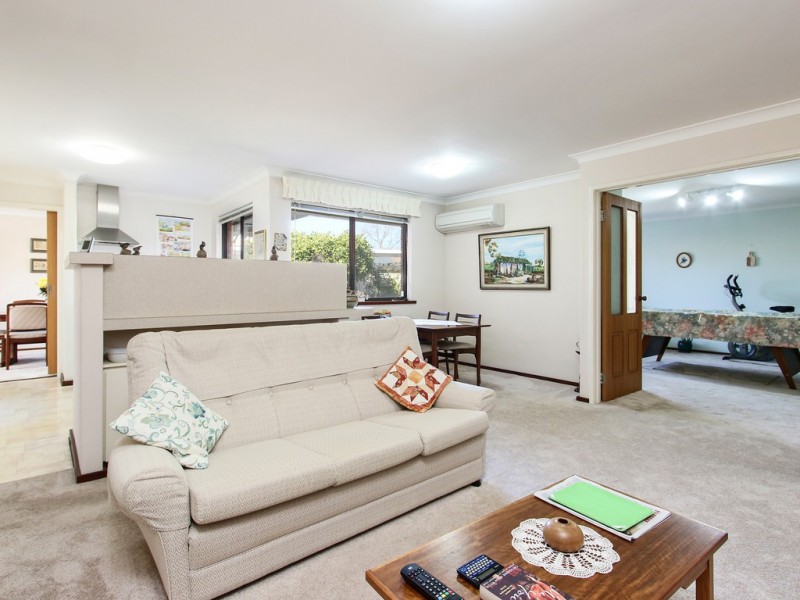 29 Stonecreek Close, Thornlie WA 6108