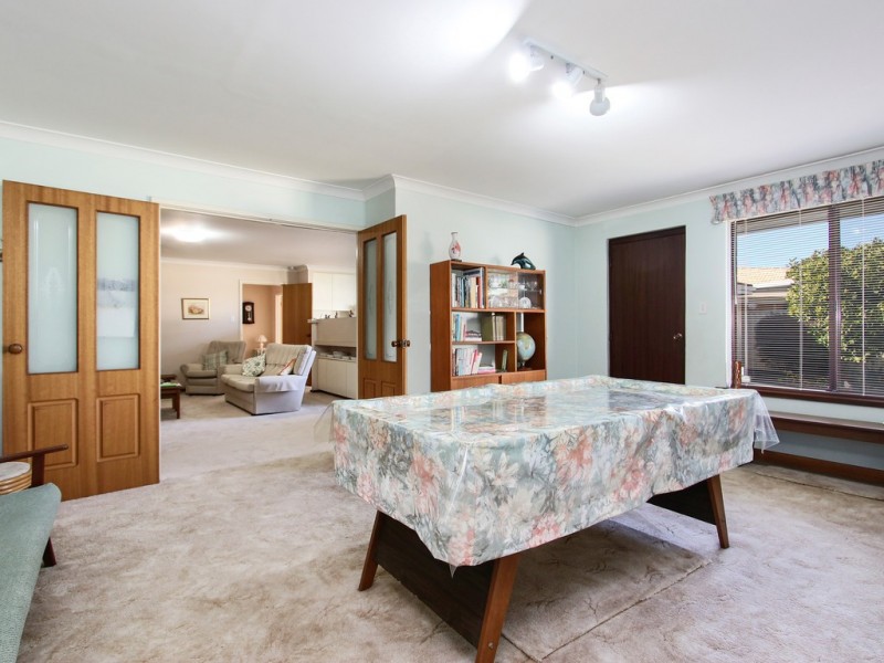 29 Stonecreek Close, Thornlie WA 6108